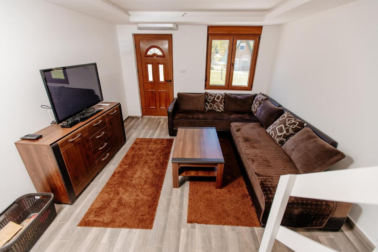 Bungalow Holiday Plužine Extérieur photo
